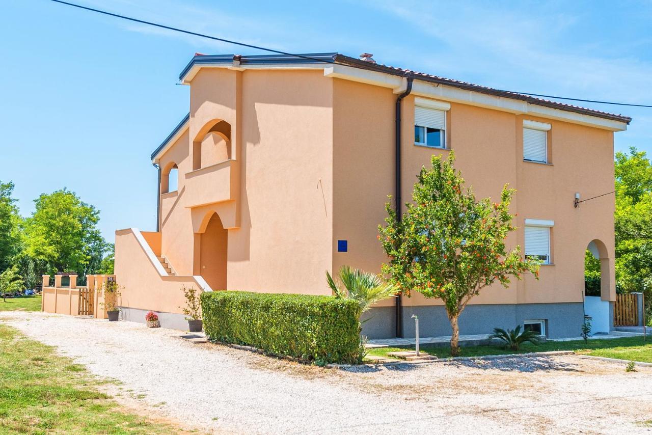 Nelly Apartments Privlaka  Εξωτερικό φωτογραφία