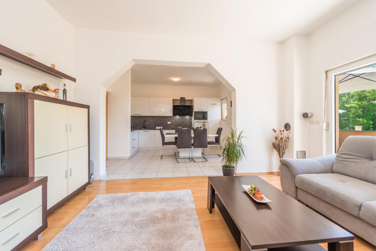 Nelly Apartments Privlaka  Εξωτερικό φωτογραφία