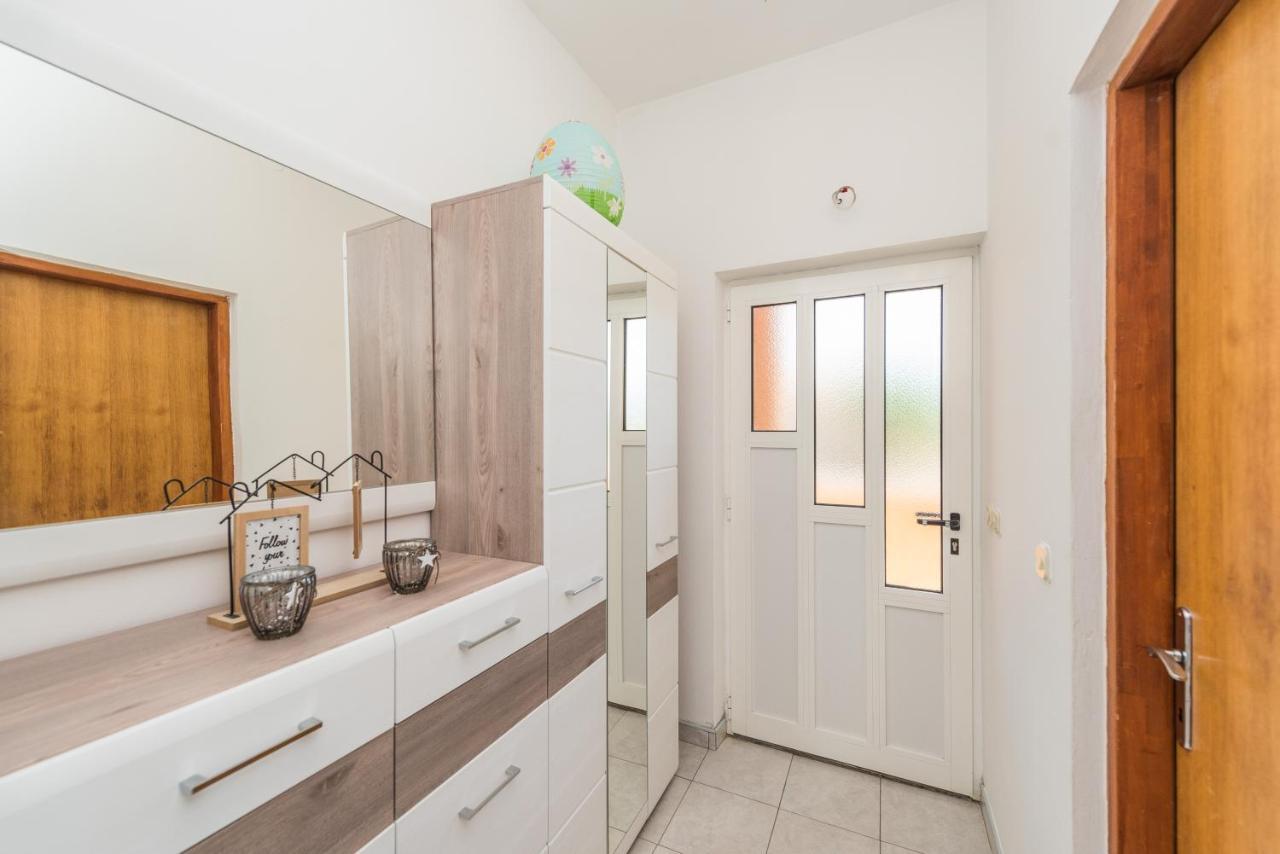 Nelly Apartments Privlaka  Εξωτερικό φωτογραφία